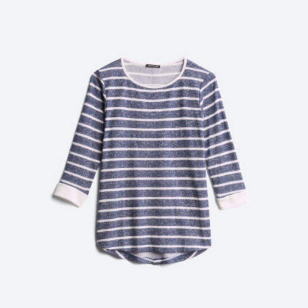PINK CLOVER Kamie Button Back Knit Top